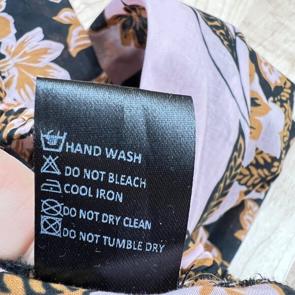 Vici Floral Off-The-Shoulder Puff Sleeve Blouse Pink Black Size Small - Picture 8 of 9